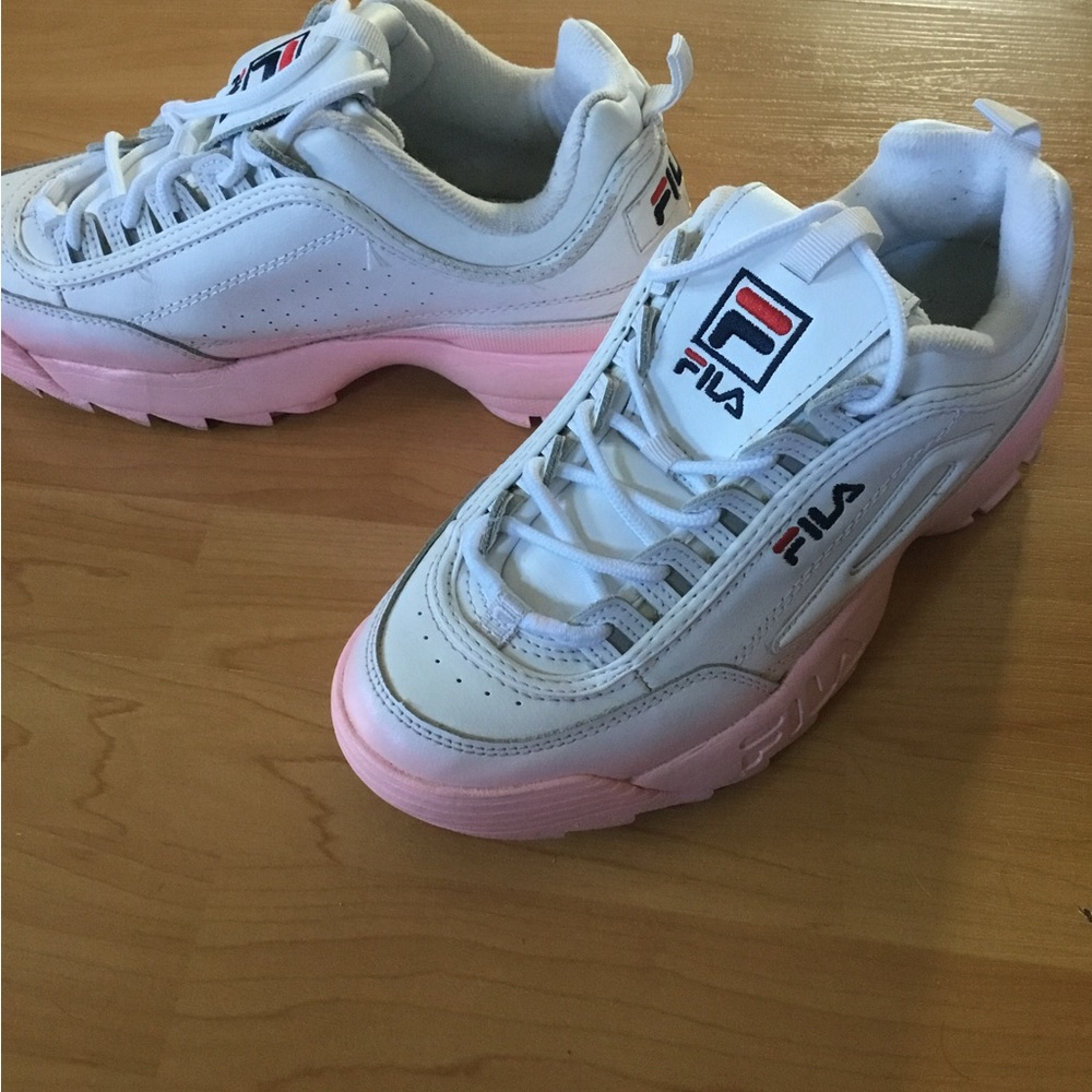 Fila Women's White and Light Pink Sneakers